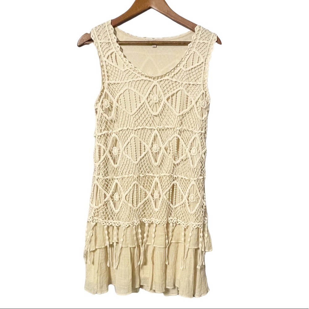 BLU PEPPER VINTAGE Boho Crochet Fringe Tunic Top with Gauzy Tiered Ruffle Hem